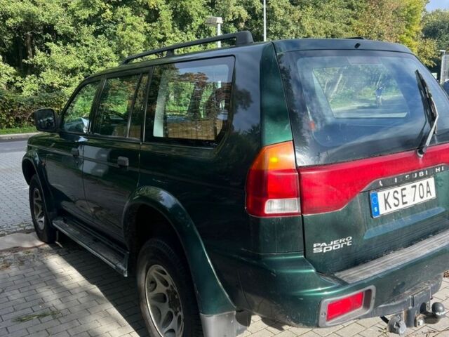 Мицубиси Паджеро Спорт 2001 в Ровно на Automoto.ua Зеленый Мицубиси Паджеро Спорт, объемом двигателя 0 л и пробегом 293 тыс. км за 4100 $, фото 1 на Automoto.ua