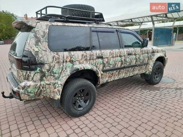 Зеленый Мицубиси Паджеро Спорт, объемом двигателя 3 л и пробегом 250 тыс. км за 6000 $, фото 2 на Automoto.ua