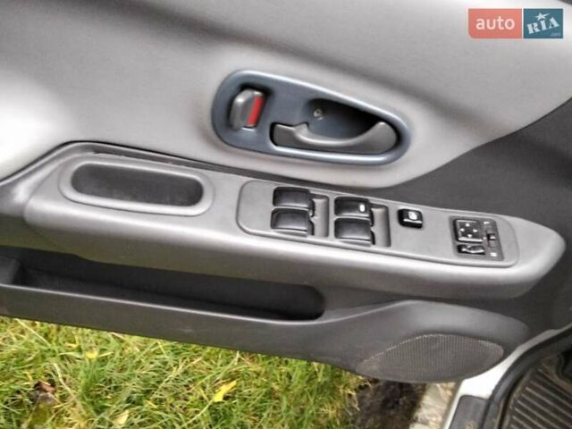 Зеленый Мицубиси Паджеро Спорт, объемом двигателя 3 л и пробегом 250 тыс. км за 6000 $, фото 5 на Automoto.ua