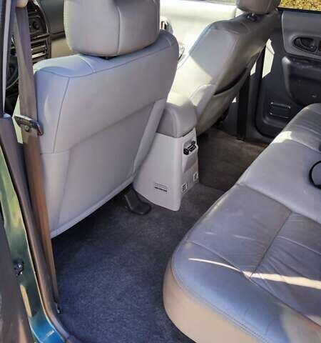 Зелений Міцубісі Паджеро Спорт, об'ємом двигуна 2.97 л та пробігом 230 тис. км за 7200 $, фото 15 на Automoto.ua