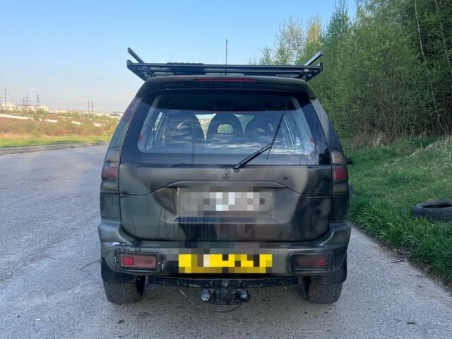 Мицубиси Паджеро Спорт 2006 в Львове на Automoto.ua Зеленый Мицубиси Паджеро Спорт, объемом двигателя 2.5 л и пробегом 130 тыс. км за 4500 $, фото 2 на Automoto.ua