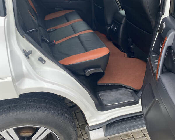 Белый Мицубиси Паджеро Вагон, объемом двигателя 0 л и пробегом 155 тыс. км за 17900 $, фото 18 на Automoto.ua