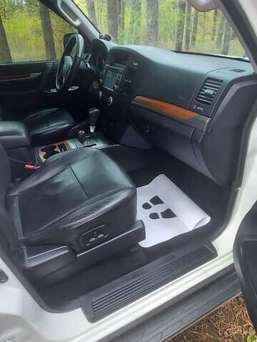 Білий Міцубісі Паджеро Вагон, об'ємом двигуна 3.2 л та пробігом 226 тис. км за 19500 $, фото 29 на Automoto.ua