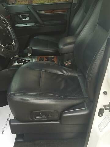 Білий Міцубісі Паджеро Вагон, об'ємом двигуна 3.2 л та пробігом 226 тис. км за 19500 $, фото 16 на Automoto.ua