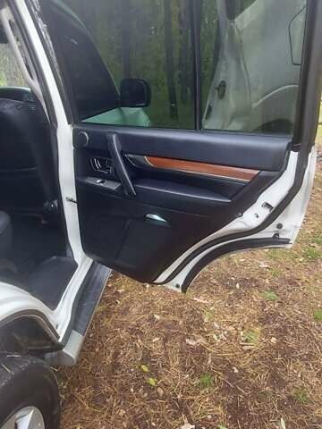 Білий Міцубісі Паджеро Вагон, об'ємом двигуна 3.2 л та пробігом 226 тис. км за 19500 $, фото 20 на Automoto.ua