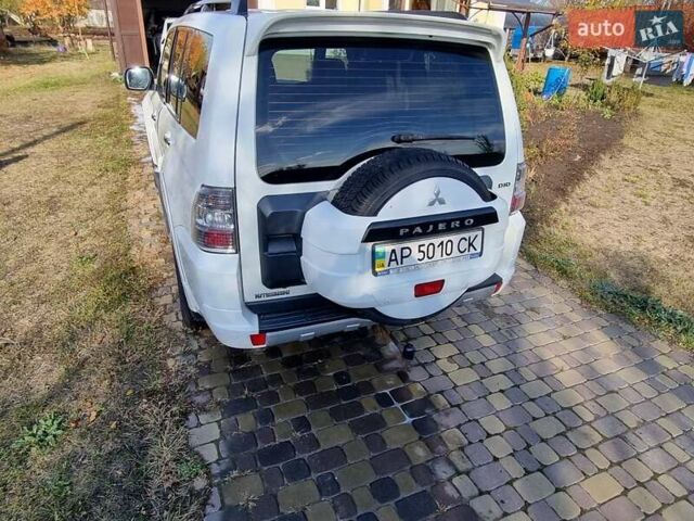 Білий Міцубісі Паджеро Вагон, об'ємом двигуна 3.2 л та пробігом 175 тис. км за 18500 $, фото 7 на Automoto.ua