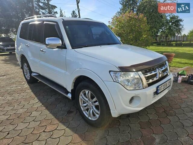 Білий Міцубісі Паджеро Вагон, об'ємом двигуна 3.2 л та пробігом 326 тис. км за 16900 $, фото 8 на Automoto.ua