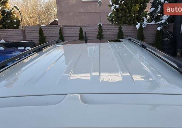 Белый Мицубиси Паджеро Вагон, объемом двигателя 3.5 л и пробегом 220 тыс. км за 14500 $, фото 24 на Automoto.ua