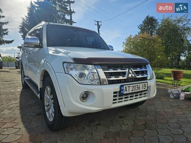Білий Міцубісі Паджеро Вагон, об'ємом двигуна 3.2 л та пробігом 326 тис. км за 16900 $, фото 4 на Automoto.ua