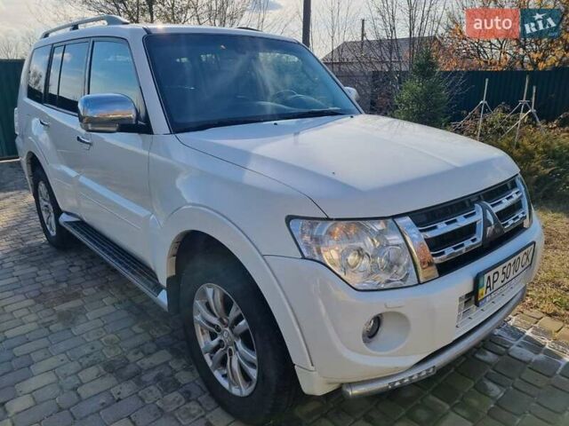 Білий Міцубісі Паджеро Вагон, об'ємом двигуна 3.2 л та пробігом 175 тис. км за 18500 $, фото 4 на Automoto.ua