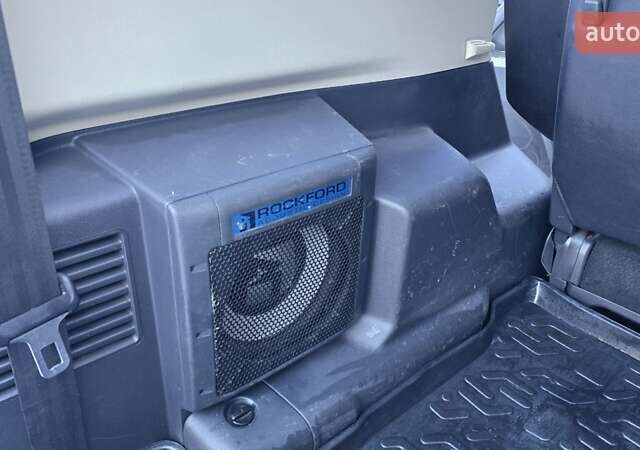 Белый Мицубиси Паджеро Вагон, объемом двигателя 3.5 л и пробегом 233 тыс. км за 14500 $, фото 9 на Automoto.ua