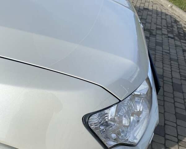 Білий Міцубісі Паджеро Вагон, об'ємом двигуна 3.2 л та пробігом 144 тис. км за 21999 $, фото 30 на Automoto.ua