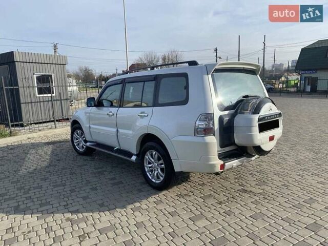 Білий Міцубісі Паджеро Вагон, об'ємом двигуна 3.2 л та пробігом 144 тис. км за 21999 $, фото 41 на Automoto.ua