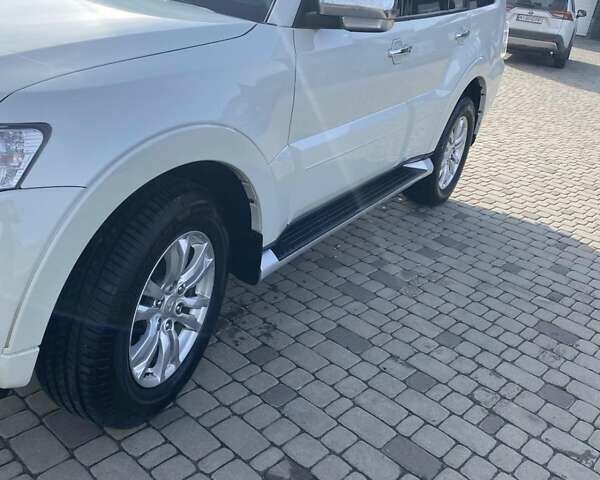 Білий Міцубісі Паджеро Вагон, об'ємом двигуна 3.2 л та пробігом 144 тис. км за 21999 $, фото 40 на Automoto.ua