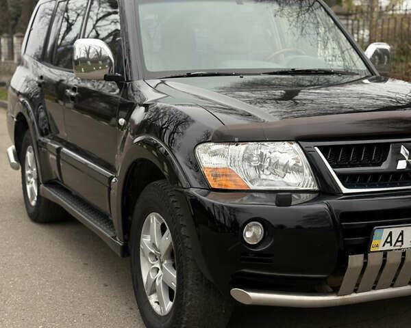 Бежевый Мицубиси Паджеро Вагон, объемом двигателя 3.5 л и пробегом 300 тыс. км за 7800 $, фото 6 на Automoto.ua