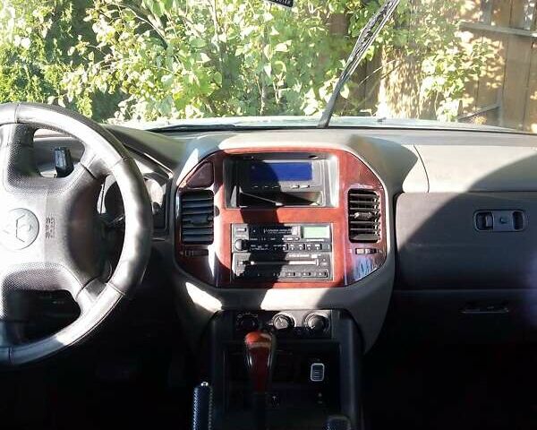 Бежевий Міцубісі Паджеро Вагон, об'ємом двигуна 2.97 л та пробігом 220 тис. км за 7500 $, фото 13 на Automoto.ua