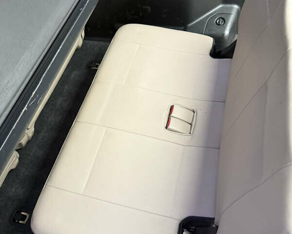 Бежевый Мицубиси Паджеро Вагон, объемом двигателя 3.5 л и пробегом 300 тыс. км за 7800 $, фото 40 на Automoto.ua