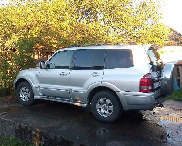 Бежевий Міцубісі Паджеро Вагон, об'ємом двигуна 2.97 л та пробігом 220 тис. км за 7500 $, фото 9 на Automoto.ua