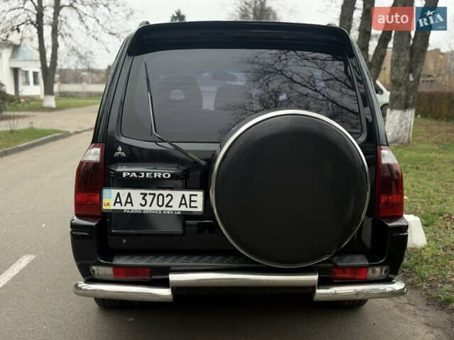 Бежевый Мицубиси Паджеро Вагон, объемом двигателя 3.5 л и пробегом 300 тыс. км за 7800 $, фото 9 на Automoto.ua