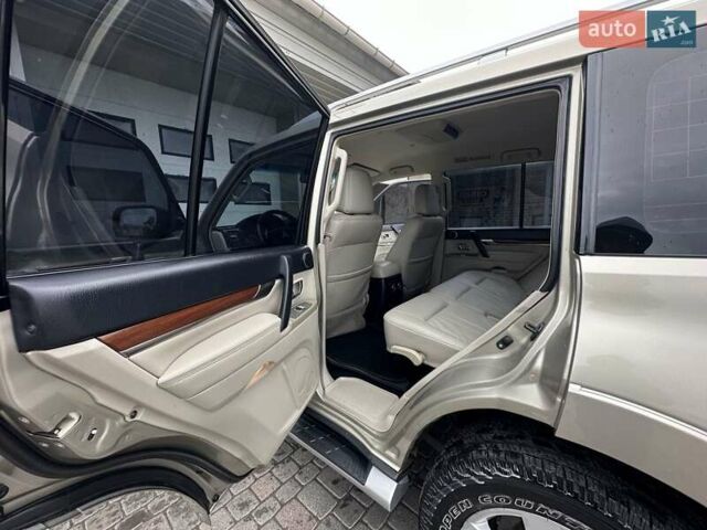 Міцубісі Паджеро Вагон 2007 у Миколаєві на Automoto.ua Бежевий Міцубісі Паджеро Вагон, об'ємом двигуна 3.83 л та пробігом 195 тис. км за 12999 $, фото 54 на Automoto.ua