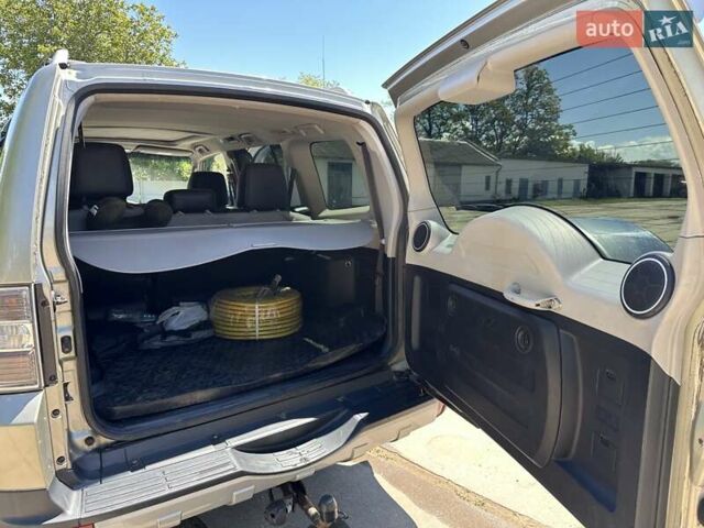 Міцубісі Паджеро Вагон 2007 у Овидиополе на Automoto.ua Бежевий Міцубісі Паджеро Вагон, об'ємом двигуна 3.2 л та пробігом 320 тис. км за 14500 $, фото 6 на Automoto.ua