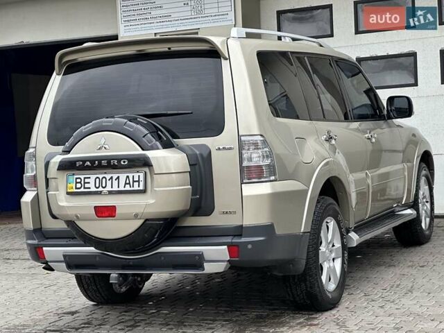 Міцубісі Паджеро Вагон 2007 у Миколаєві на Automoto.ua Бежевий Міцубісі Паджеро Вагон, об'ємом двигуна 3.83 л та пробігом 195 тис. км за 12999 $, фото 25 на Automoto.ua