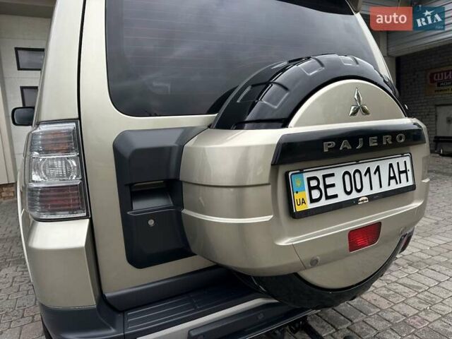 Міцубісі Паджеро Вагон 2007 у Миколаєві на Automoto.ua Бежевий Міцубісі Паджеро Вагон, об'ємом двигуна 3.83 л та пробігом 195 тис. км за 12999 $, фото 21 на Automoto.ua