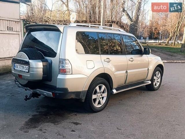 Бежевый Мицубиси Паджеро Вагон, объемом двигателя 3.2 л и пробегом 210 тыс. км за 12800 $, фото 13 на Automoto.ua