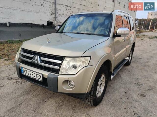 Бежевый Мицубиси Паджеро Вагон, объемом двигателя 2.97 л и пробегом 207 тыс. км за 7500 $, фото 14 на Automoto.ua