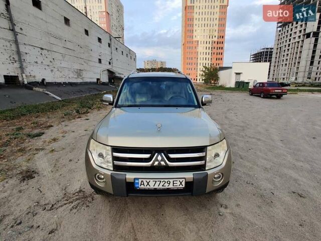 Бежевый Мицубиси Паджеро Вагон, объемом двигателя 2.97 л и пробегом 207 тыс. км за 7500 $, фото 11 на Automoto.ua