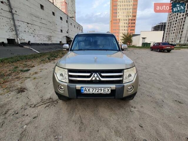 Бежевый Мицубиси Паджеро Вагон, объемом двигателя 2.97 л и пробегом 207 тыс. км за 7500 $, фото 15 на Automoto.ua