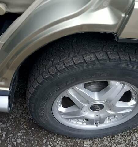 Бежевий Міцубісі Паджеро Вагон, об'ємом двигуна 3.2 л та пробігом 188 тис. км за 14200 $, фото 18 на Automoto.ua