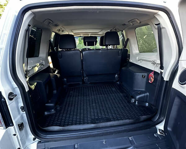 Бежевый Мицубиси Паджеро Вагон, объемом двигателя 3.2 л и пробегом 202 тыс. км за 21000 $, фото 9 на Automoto.ua