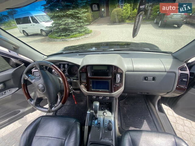 Чорний Міцубісі Паджеро Вагон, об'ємом двигуна 3.5 л та пробігом 188 тис. км за 8000 $, фото 24 на Automoto.ua