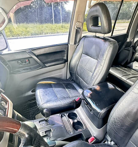 Черный Мицубиси Паджеро Вагон, объемом двигателя 3.5 л и пробегом 455 тыс. км за 6500 $, фото 22 на Automoto.ua