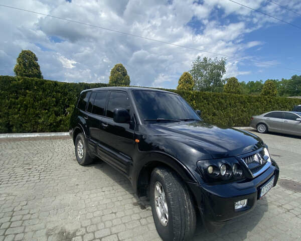 Чорний Міцубісі Паджеро Вагон, об'ємом двигуна 3.5 л та пробігом 188 тис. км за 8000 $, фото 3 на Automoto.ua