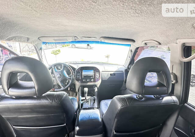 Черный Мицубиси Паджеро Вагон, объемом двигателя 3.5 л и пробегом 455 тыс. км за 6500 $, фото 13 на Automoto.ua