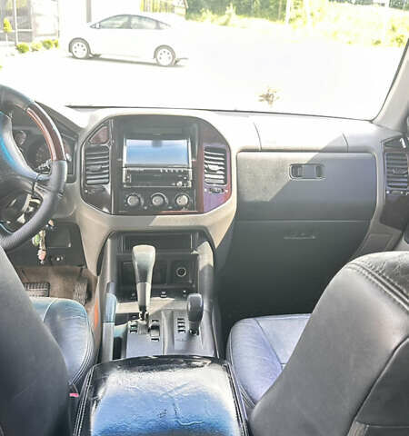 Черный Мицубиси Паджеро Вагон, объемом двигателя 3.5 л и пробегом 455 тыс. км за 6500 $, фото 12 на Automoto.ua