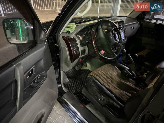 Черный Мицубиси Паджеро Вагон, объемом двигателя 3.5 л и пробегом 320 тыс. км за 8200 $, фото 5 на Automoto.ua