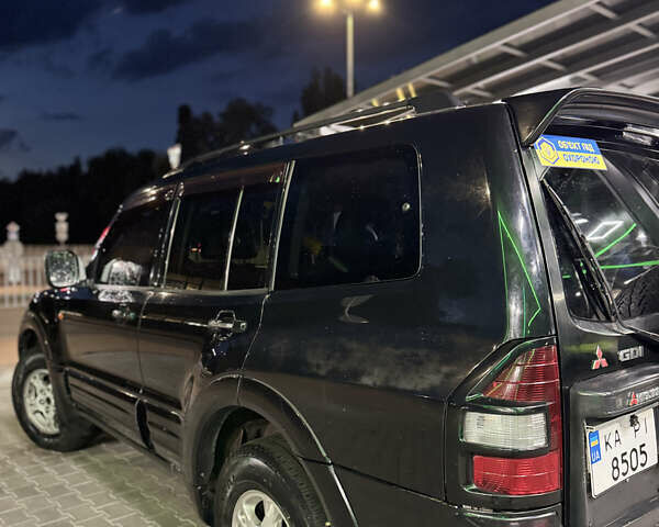 Черный Мицубиси Паджеро Вагон, объемом двигателя 3.5 л и пробегом 320 тыс. км за 8200 $, фото 3 на Automoto.ua