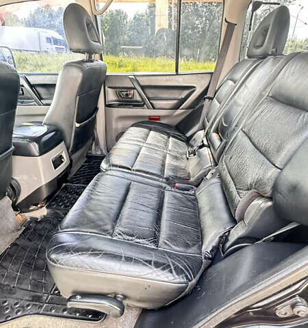 Черный Мицубиси Паджеро Вагон, объемом двигателя 3.5 л и пробегом 455 тыс. км за 6500 $, фото 19 на Automoto.ua