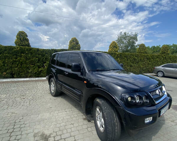 Чорний Міцубісі Паджеро Вагон, об'ємом двигуна 3.5 л та пробігом 188 тис. км за 8000 $, фото 11 на Automoto.ua
