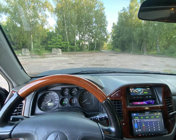 Чорний Міцубісі Паджеро Вагон, об'ємом двигуна 3.2 л та пробігом 311 тис. км за 10400 $, фото 15 на Automoto.ua