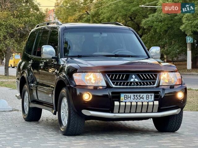 Черный Мицубиси Паджеро Вагон, объемом двигателя 3.5 л и пробегом 271 тыс. км за 6999 $, фото 2 на Automoto.ua