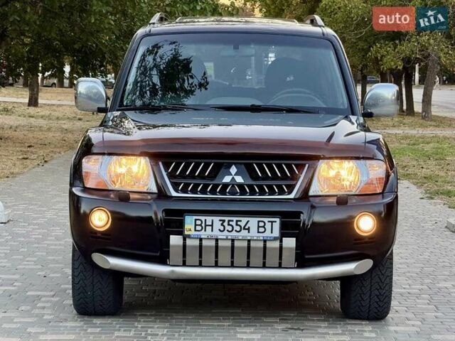 Черный Мицубиси Паджеро Вагон, объемом двигателя 3.5 л и пробегом 271 тыс. км за 6999 $, фото 1 на Automoto.ua