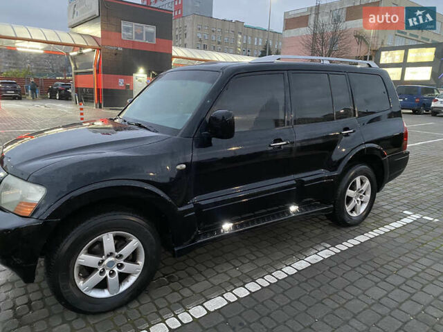 Чорний Міцубісі Паджеро Вагон, об'ємом двигуна 3.2 л та пробігом 360 тис. км за 10300 $, фото 1 на Automoto.ua
