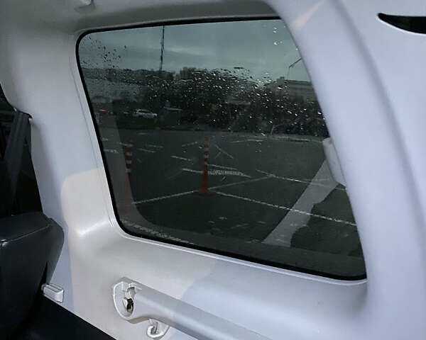 Чорний Міцубісі Паджеро Вагон, об'ємом двигуна 3.2 л та пробігом 360 тис. км за 10300 $, фото 10 на Automoto.ua