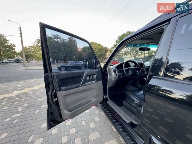 Черный Мицубиси Паджеро Вагон, объемом двигателя 3.5 л и пробегом 271 тыс. км за 6999 $, фото 38 на Automoto.ua