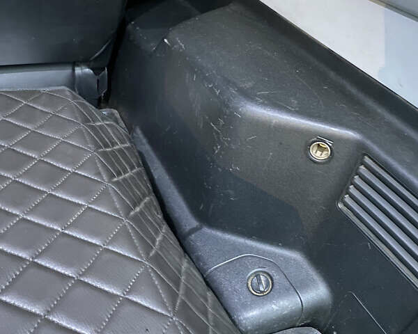 Чорний Міцубісі Паджеро Вагон, об'ємом двигуна 3.2 л та пробігом 360 тис. км за 10300 $, фото 7 на Automoto.ua