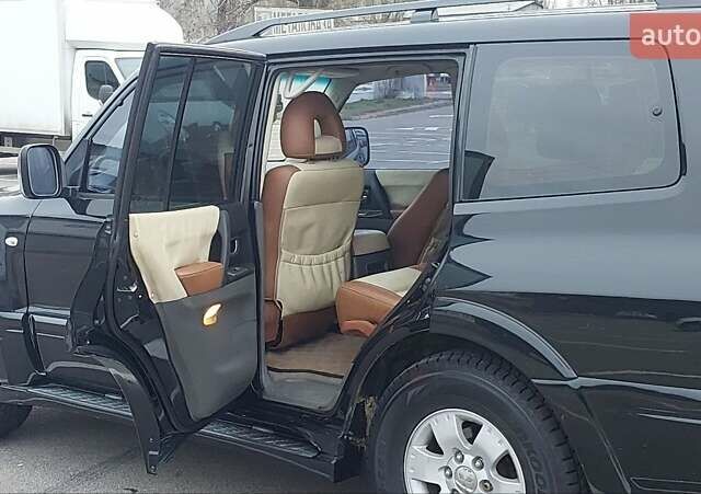 Черный Мицубиси Паджеро Вагон, объемом двигателя 3.2 л и пробегом 347 тыс. км за 10500 $, фото 12 на Automoto.ua